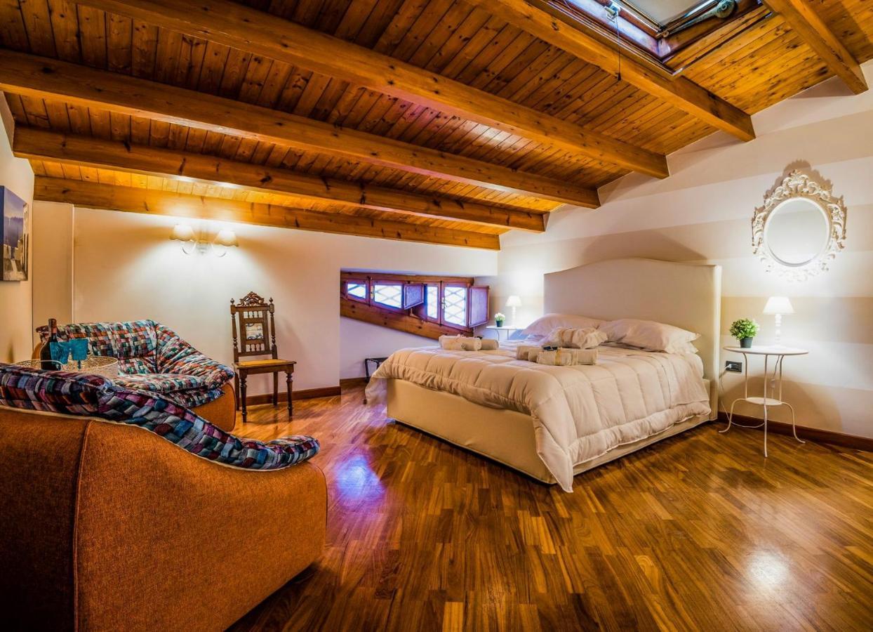 La Casa Di Ilde Al Duomo - Ortigia Holidays Syracuse Extérieur photo