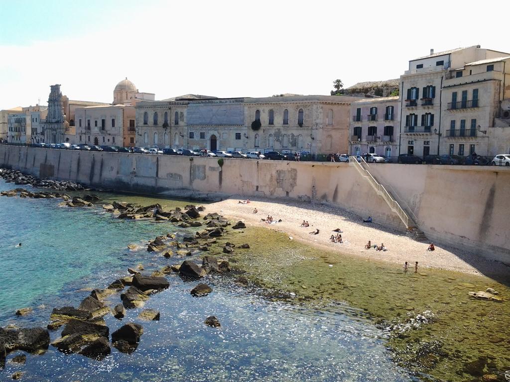 La Casa Di Ilde Al Duomo - Ortigia Holidays Syracuse Extérieur photo