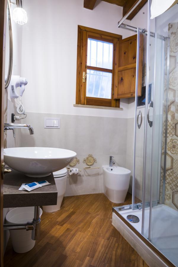 La Casa Di Ilde Al Duomo - Ortigia Holidays Syracuse Extérieur photo